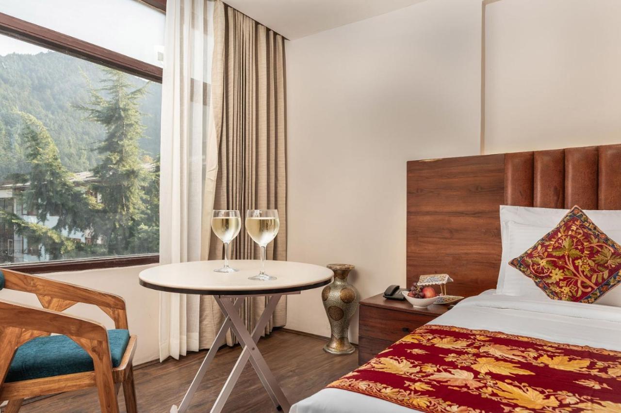 Hotel 11 Boulevard Srīnagar エクステリア 写真