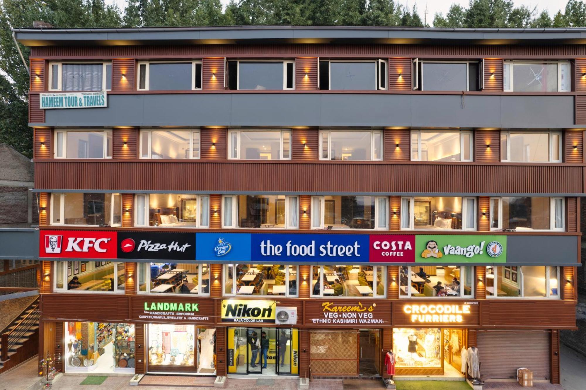 Hotel 11 Boulevard Srīnagar エクステリア 写真